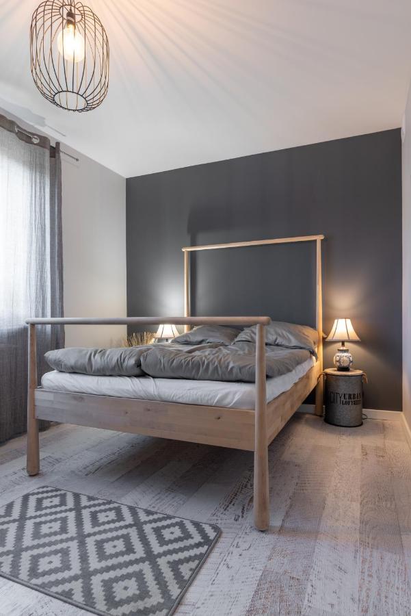 Noclegi Liw Apartments Hotel Apartamenty Węgrów Kültér fotó